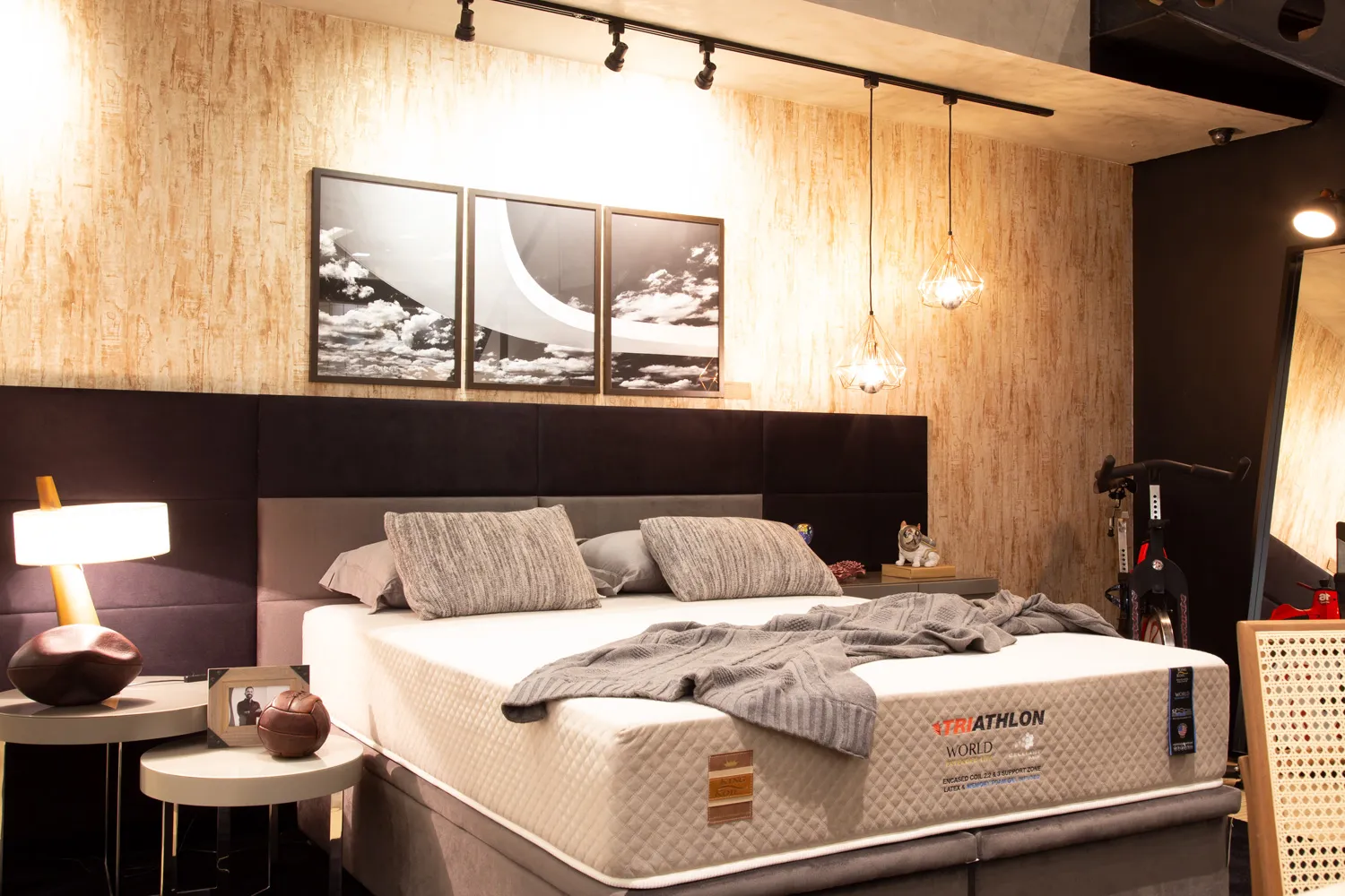 Espaço Primalinea, ambiente de quarto em showroom